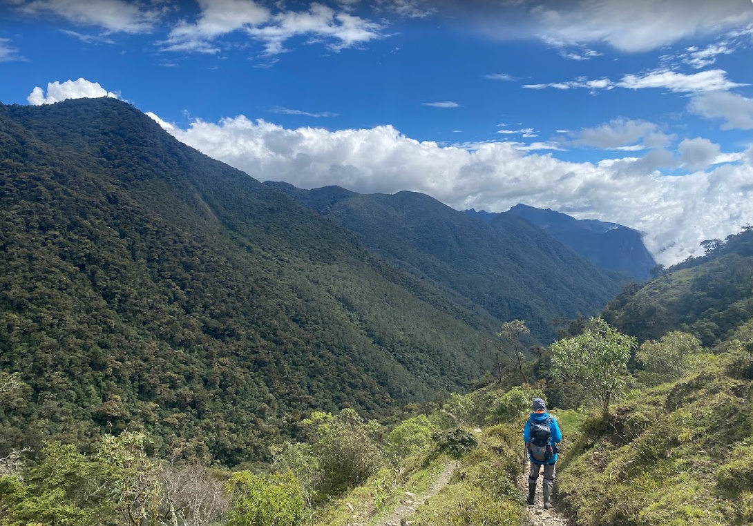 Climb to stunning natural viewpoints and admire the valley and its spectacular mountain scenery.